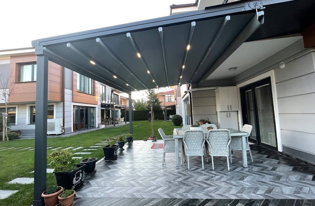 Cedrus Pergola Classique